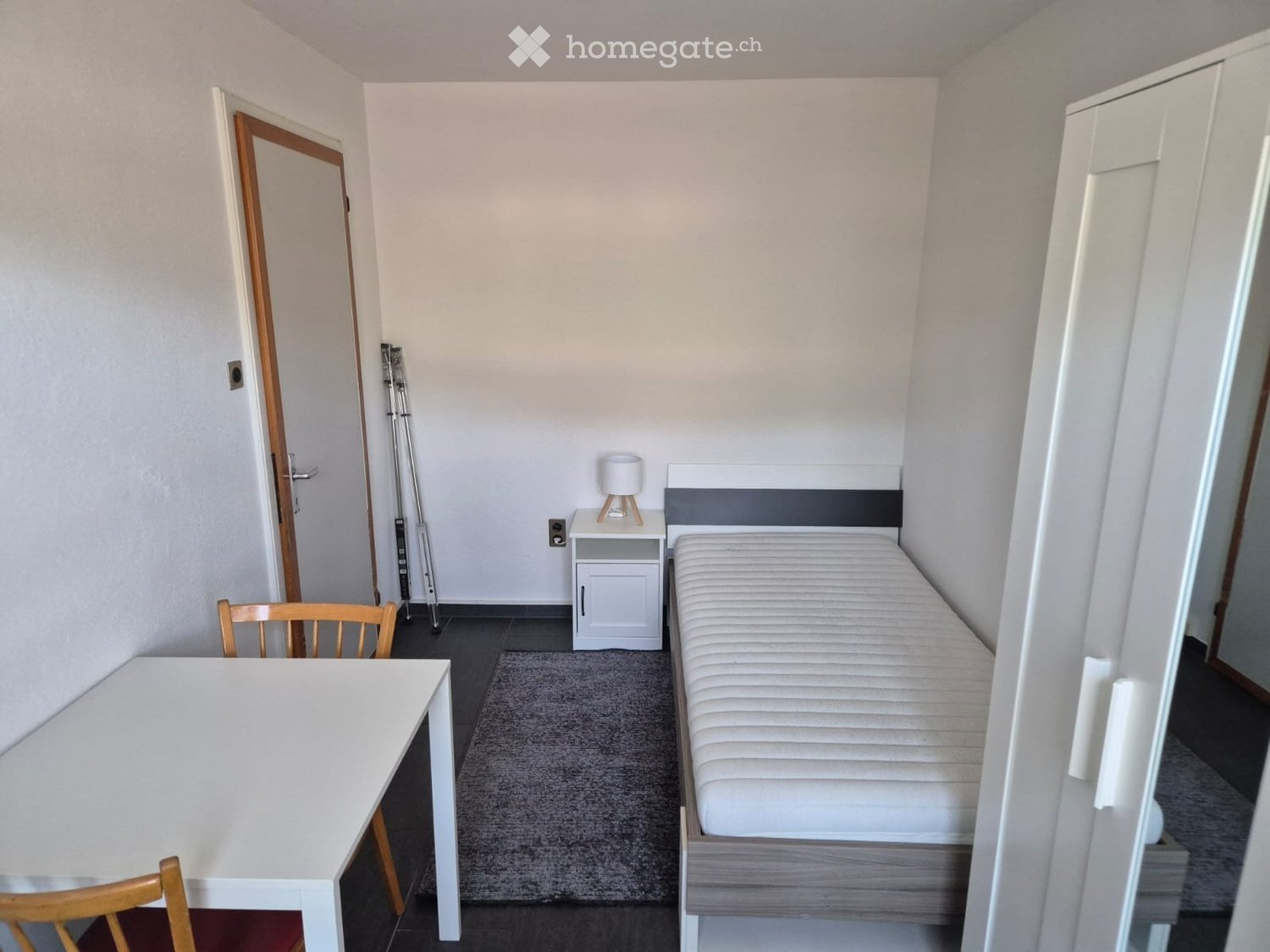 1 room single room
