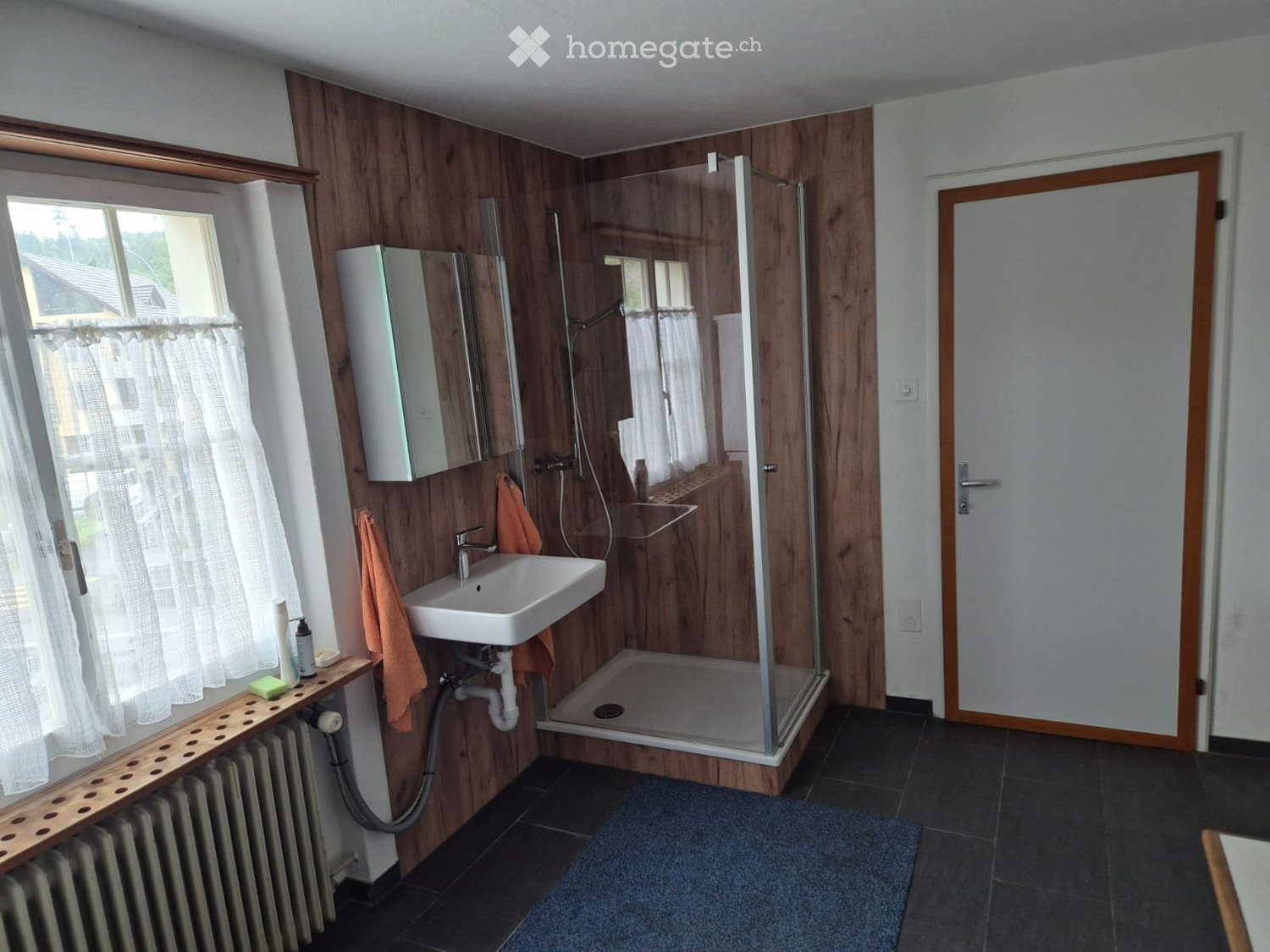 1 room single room