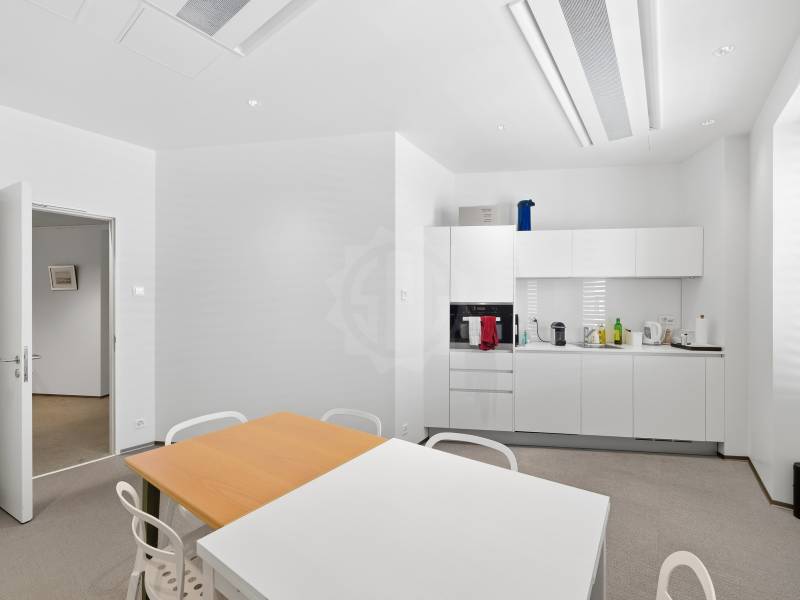 960m² ufficio, foto 10 di 10