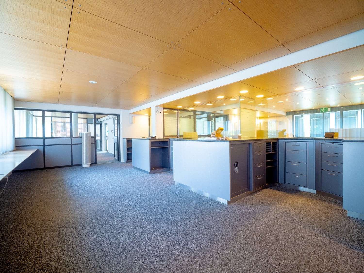 Magasin de 380m²