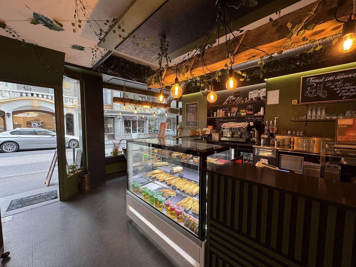 Ristorante di 80m²