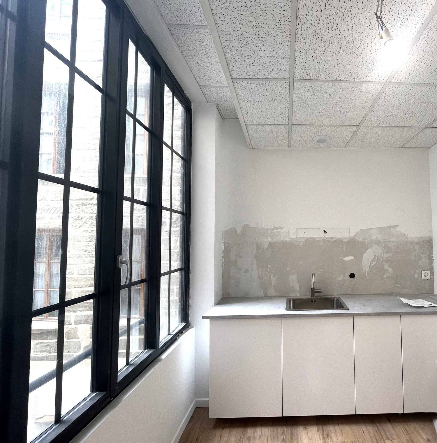 177m² ufficio, foto 6 di 7
