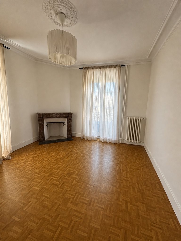 Appartamento di 3 locali, foto 2 di 8