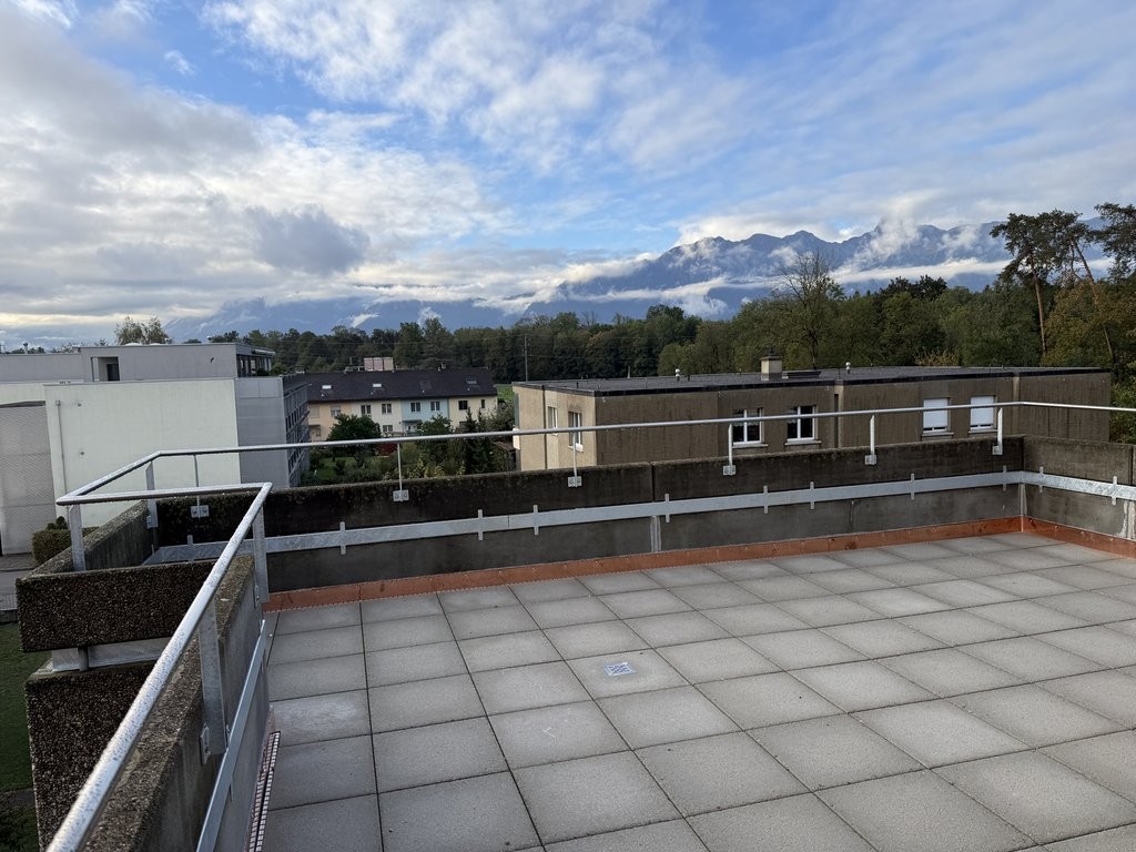 appartamento attico di 2 ½ locali, foto 1 di 10