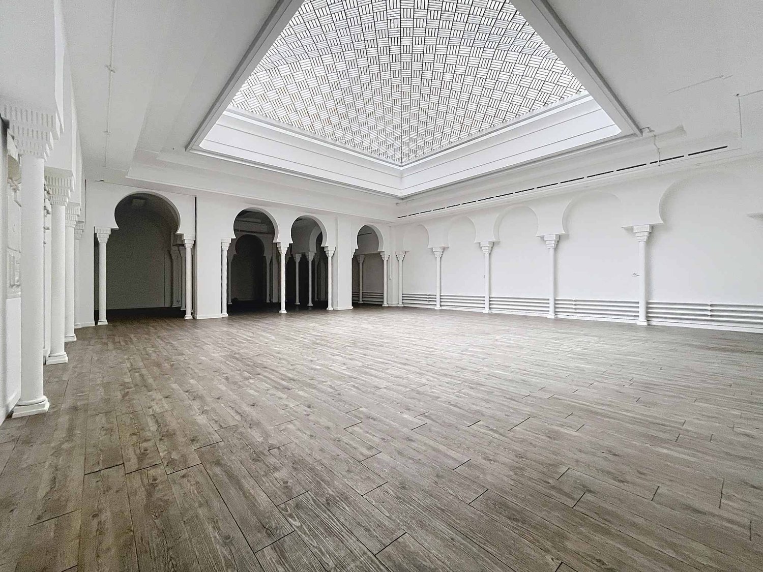 410m² commercial