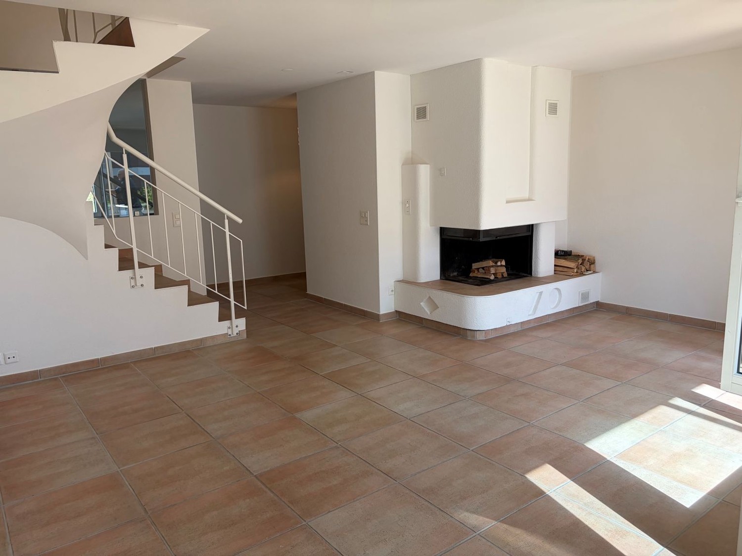 Appartamento di 4 ½ locali, foto 2 di 5