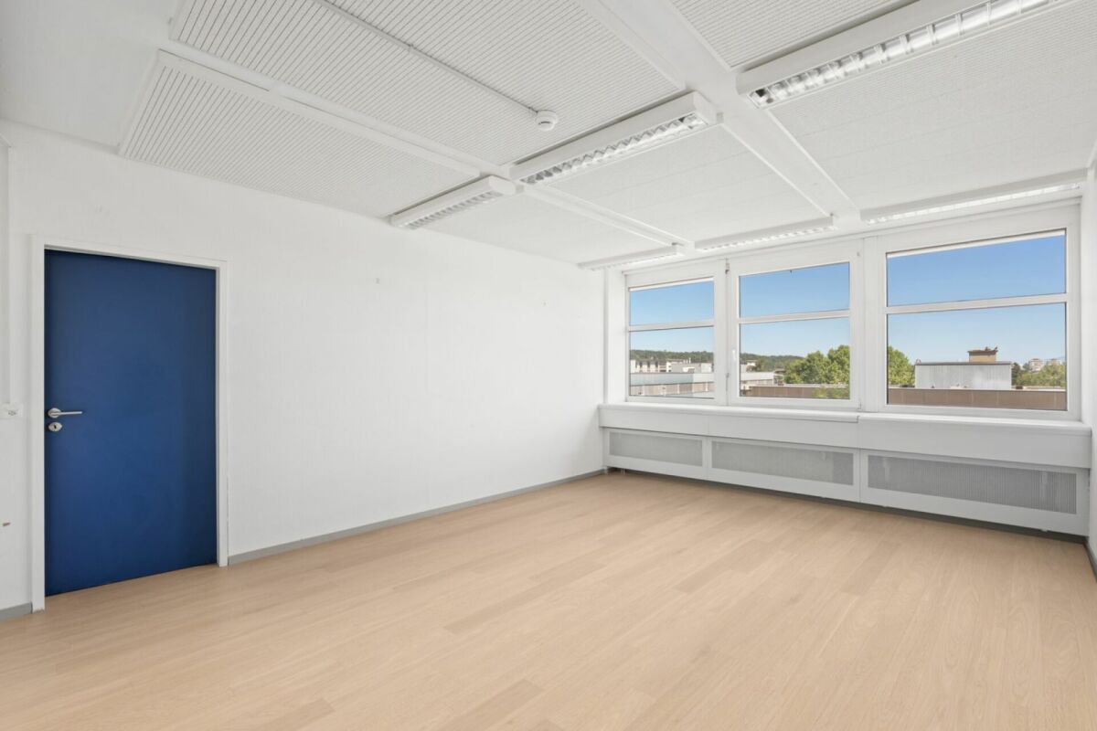 190m² commerciale