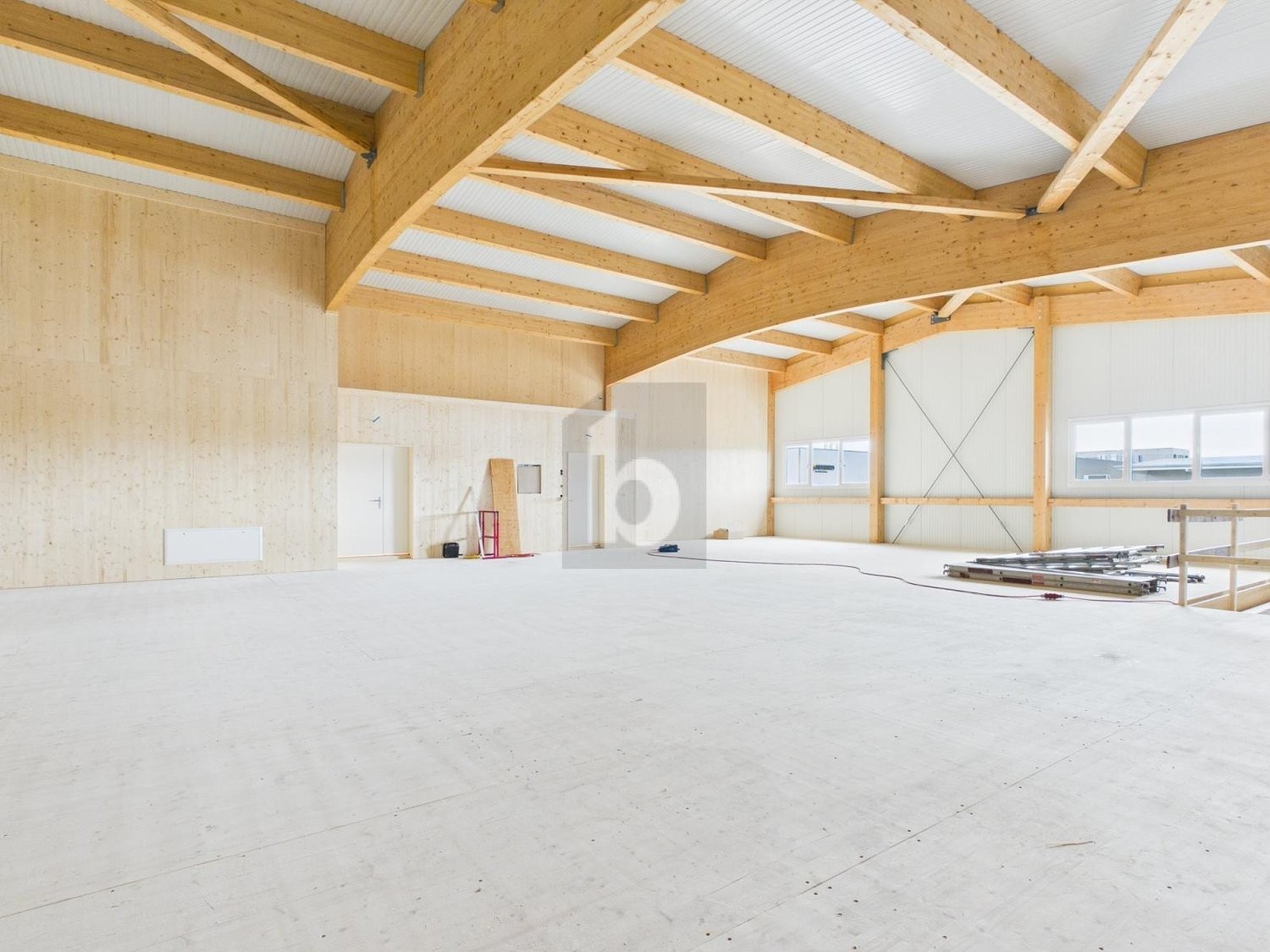 345m² atelier