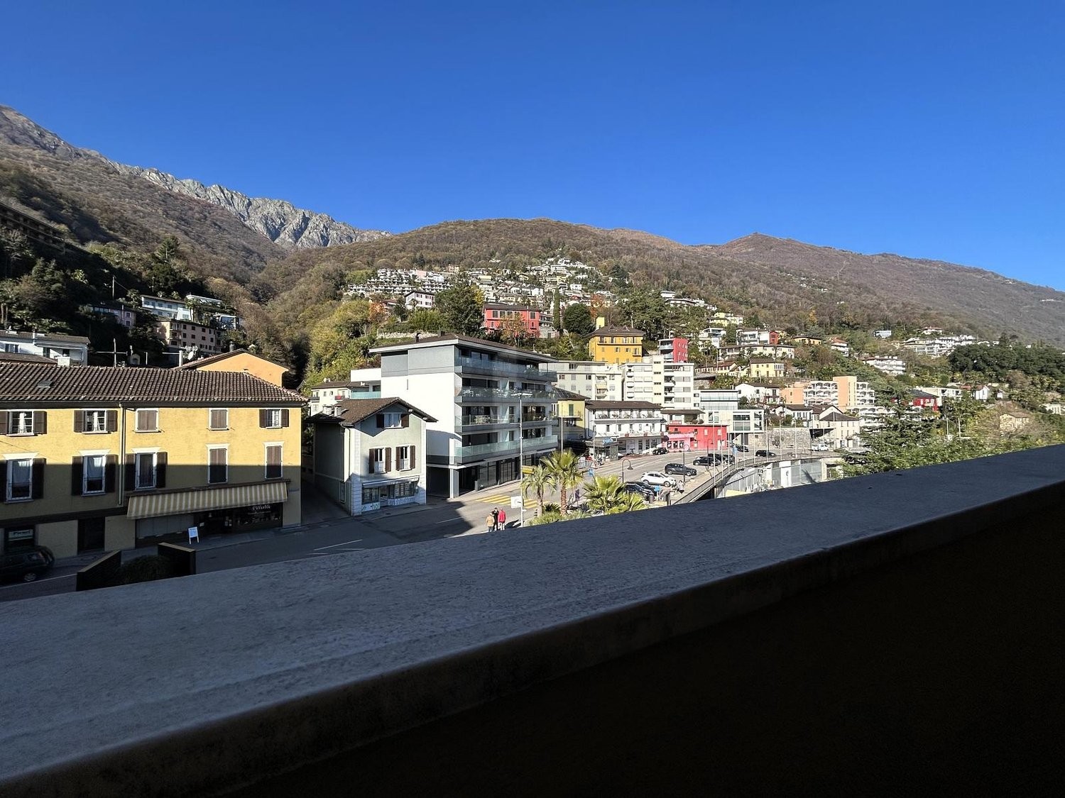 Möblierte 2 ½ Zimmer Wohnung