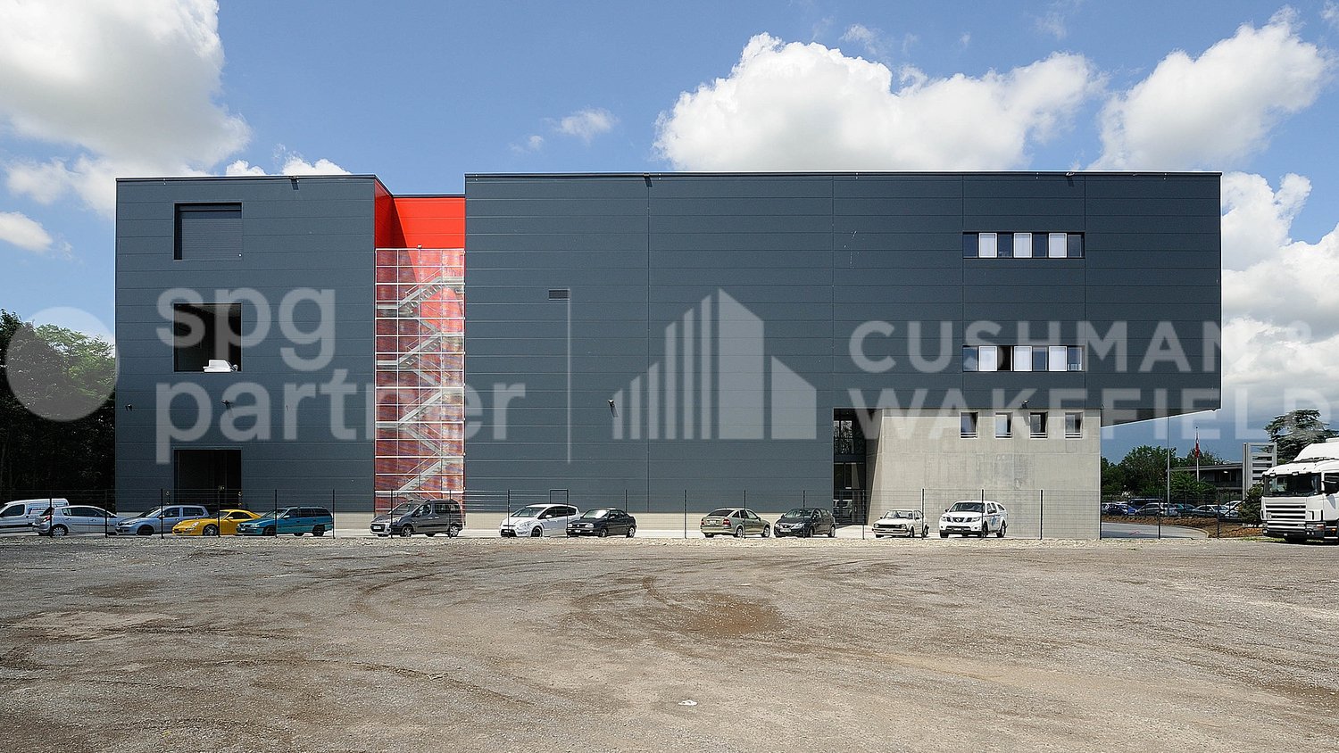 700m² commerciale