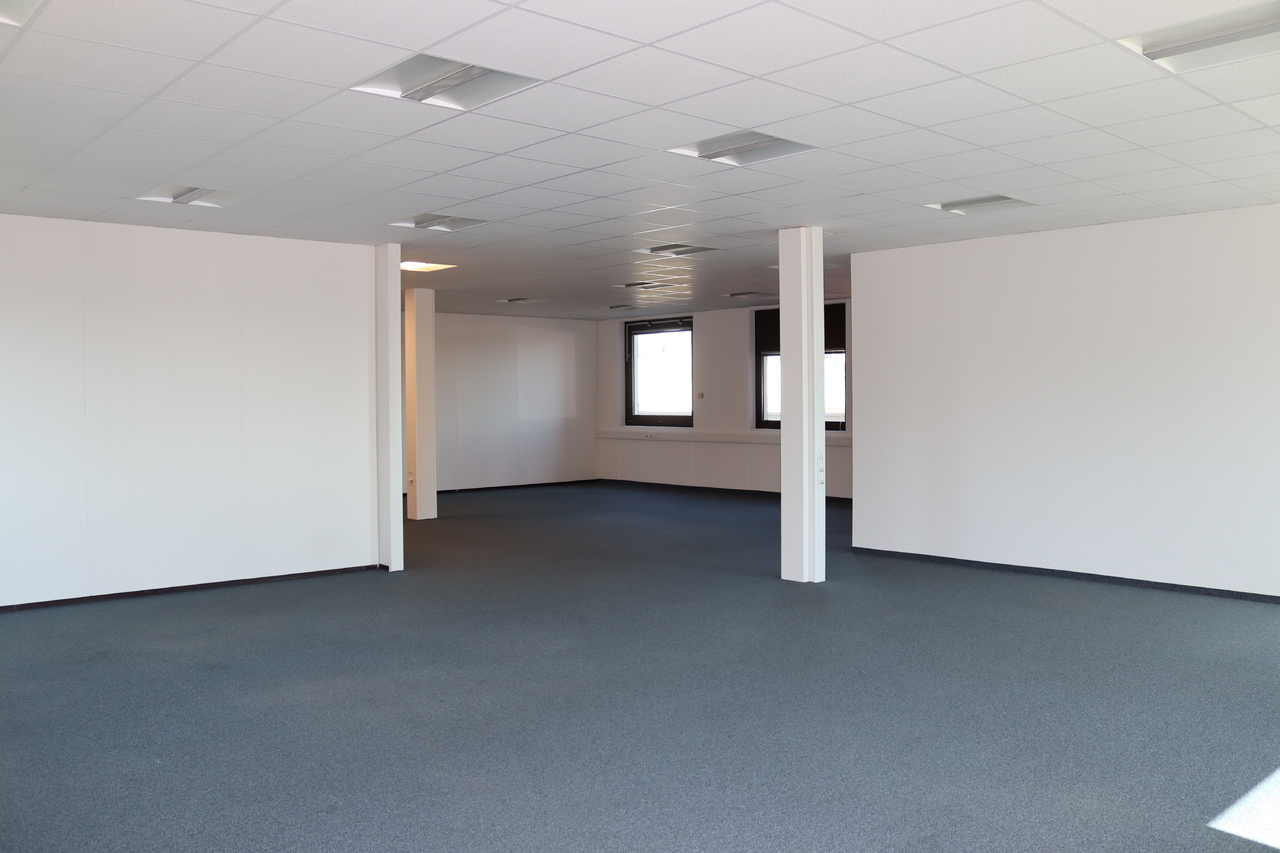 380m² ufficio