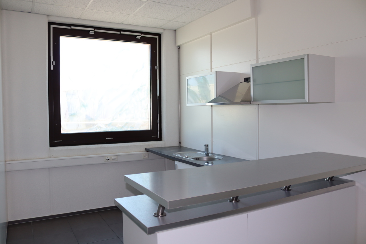 380m² ufficio