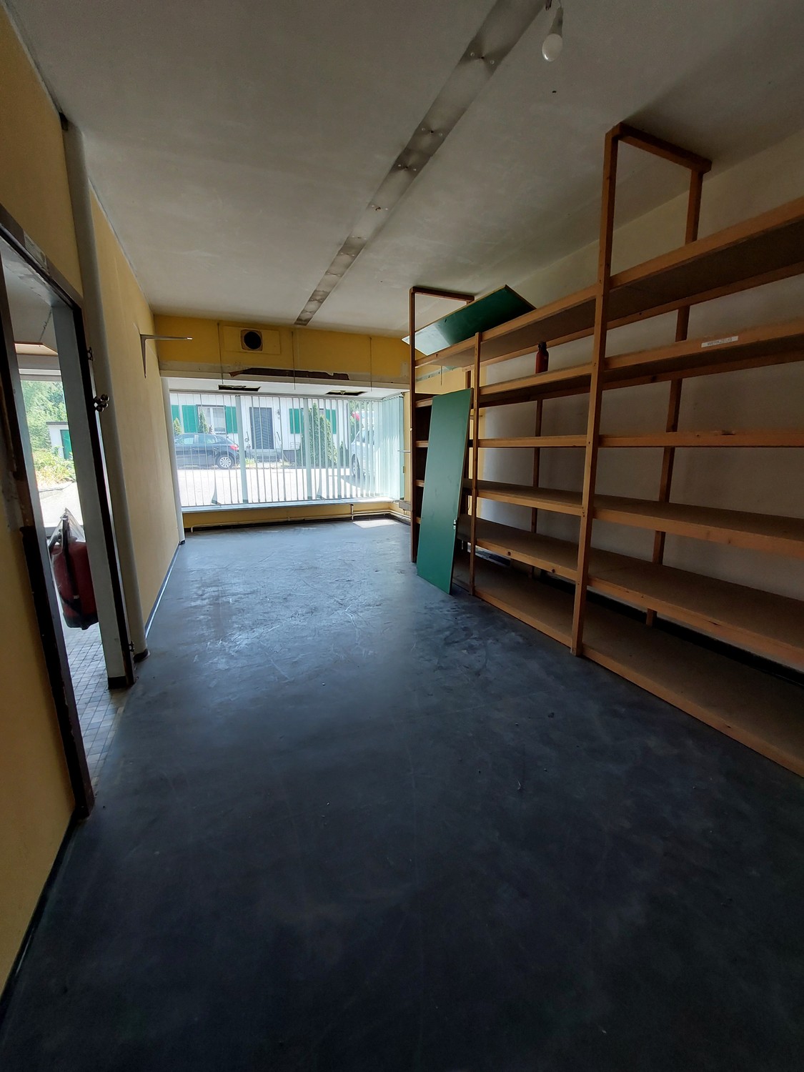 157m² commerciale