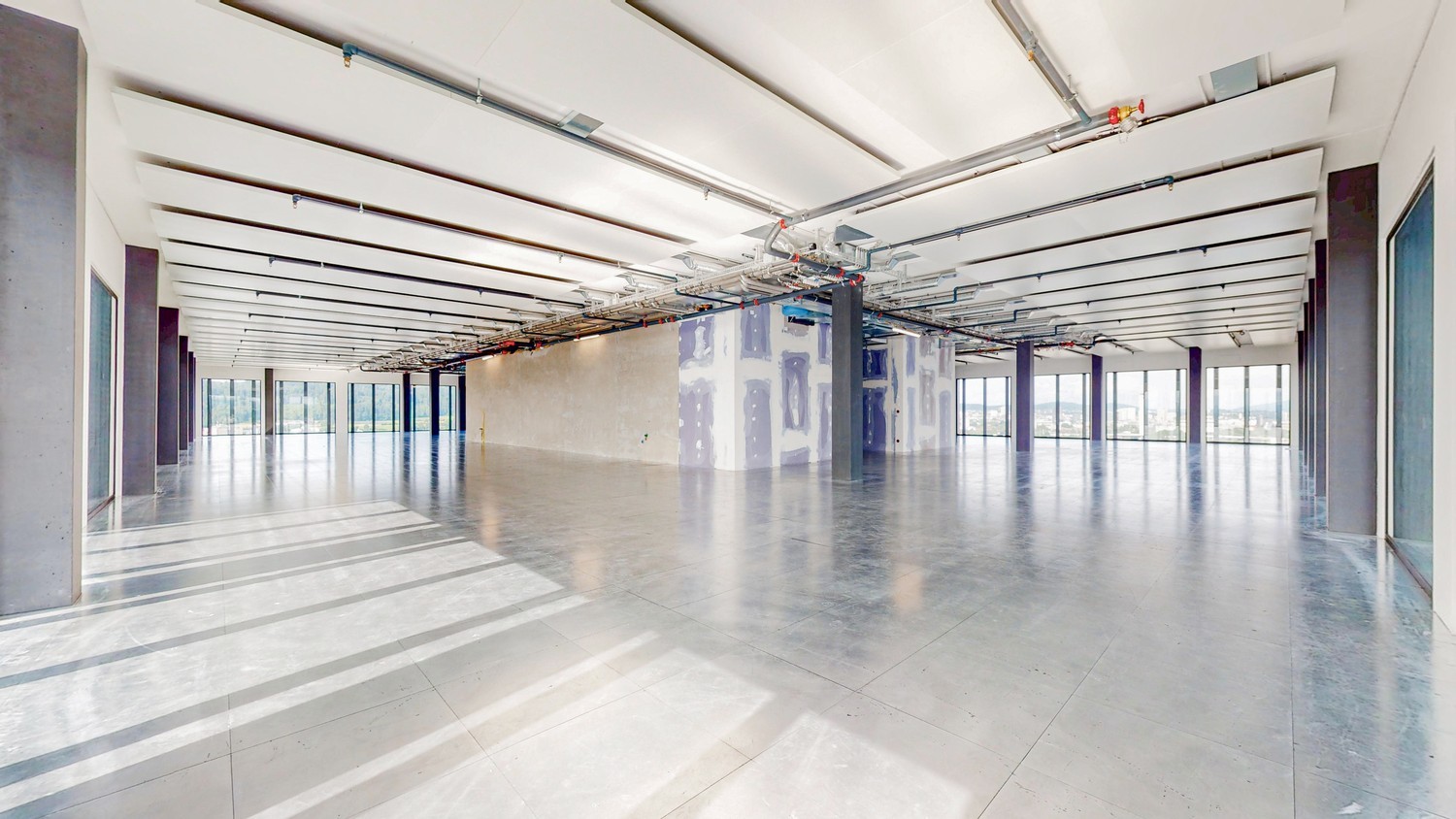 718m² ufficio