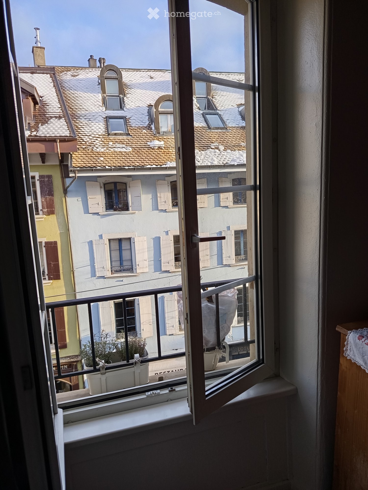 1 room single room