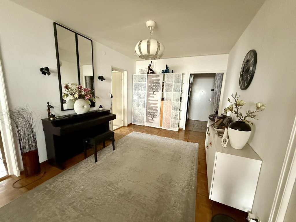 7 ½ rooms apartment, foto 2 di 9