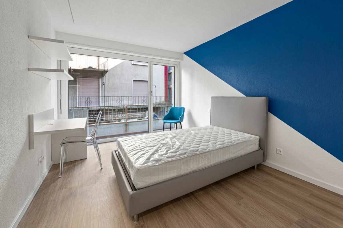 1 room single room