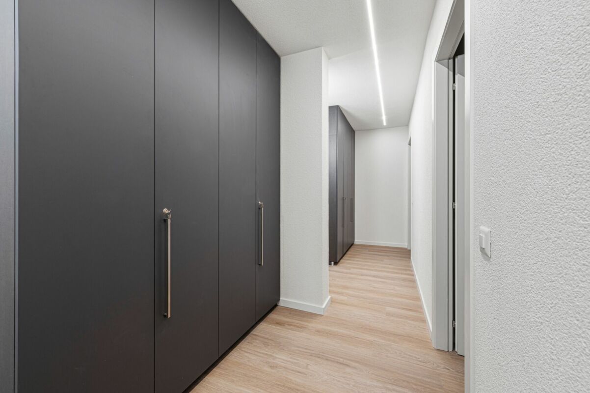 1 room single room