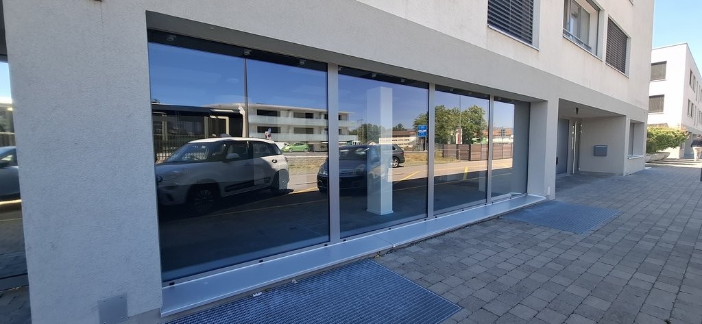 128m² arcade
