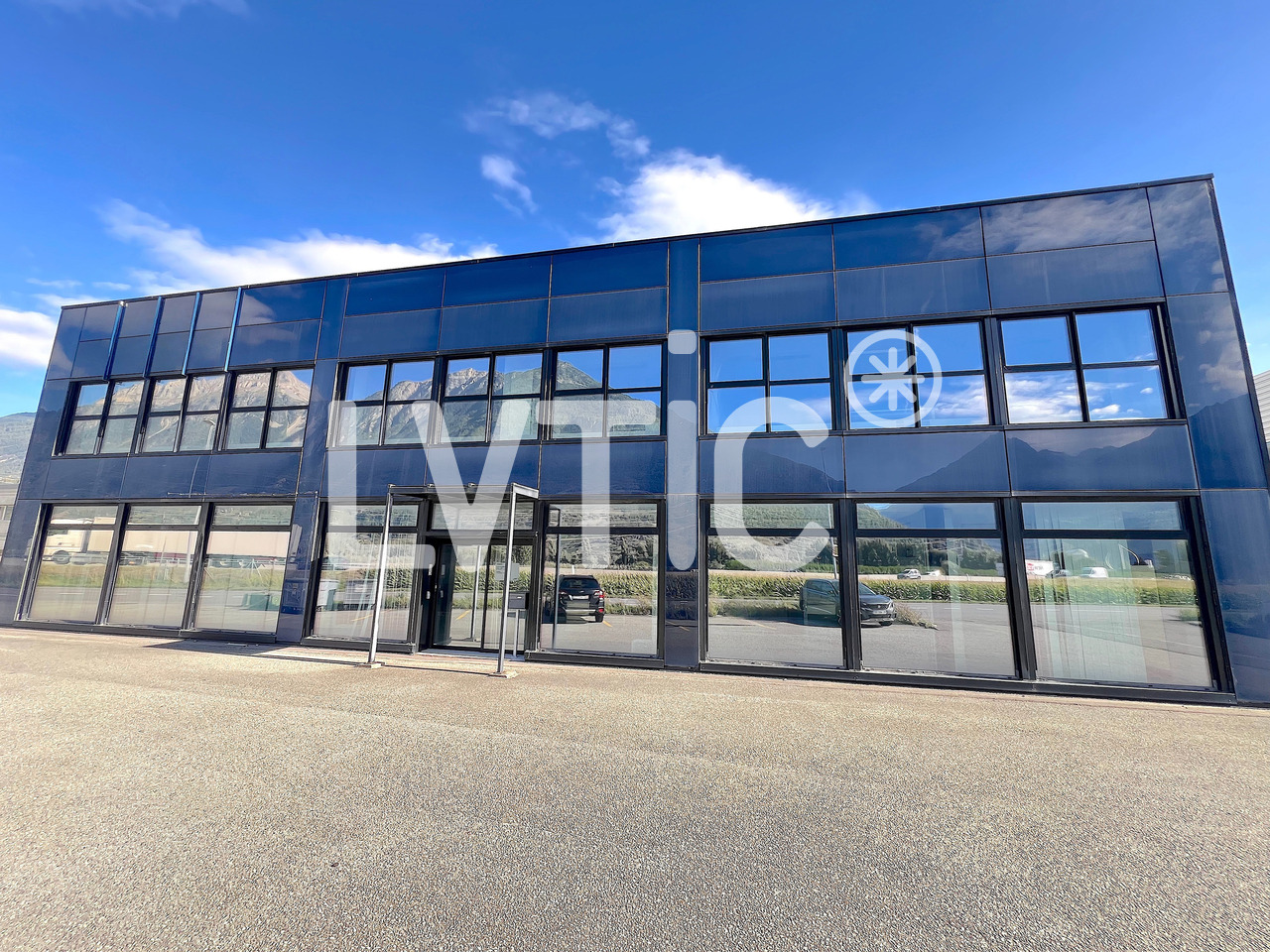 Oggetto industriale di 2000m²
