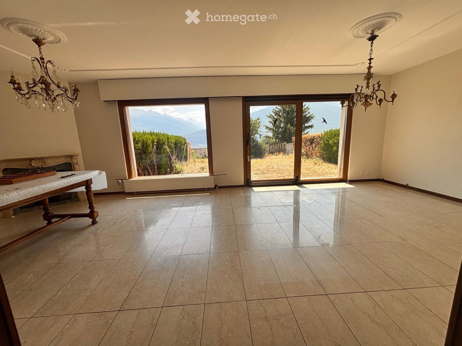 Villa familiare a St Germain Savièse, vicino al villaggio, scuole, negozi, impianti sportivi, vista mozzafiato a sud sulle Alpi, 2 garage, foto 2 di 5