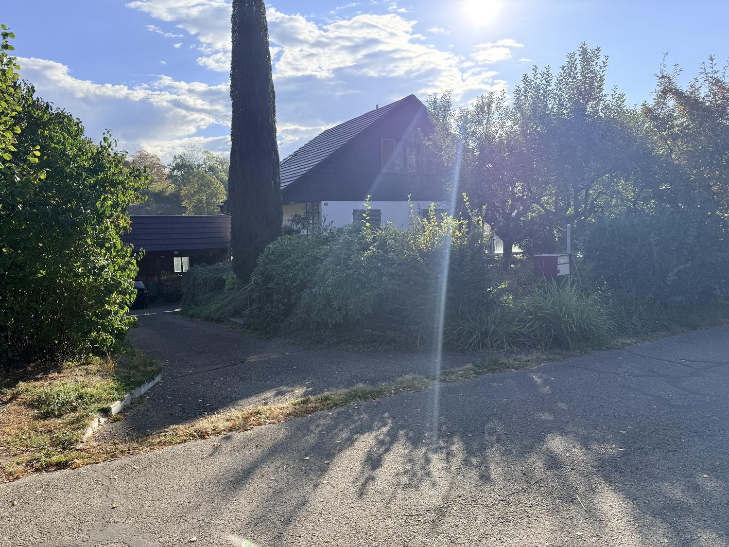 Casa unifamiliare di 5 ½ locali, foto 2 di 3