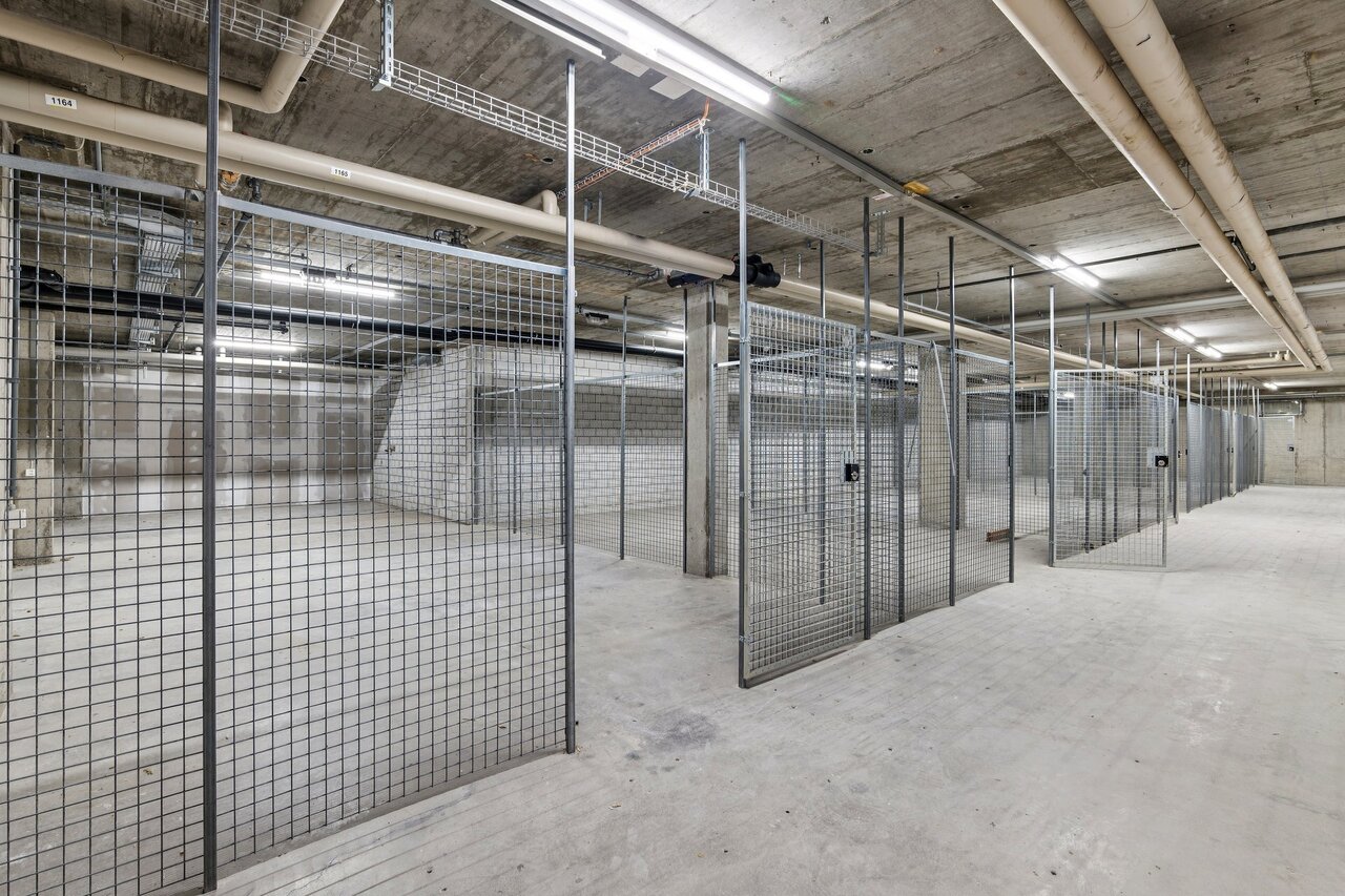 280m² deposito, foto 1 di 4