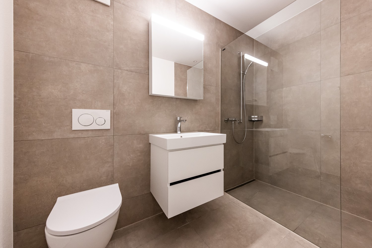 Appartamento di 2 ½ locali, foto 4 di 6