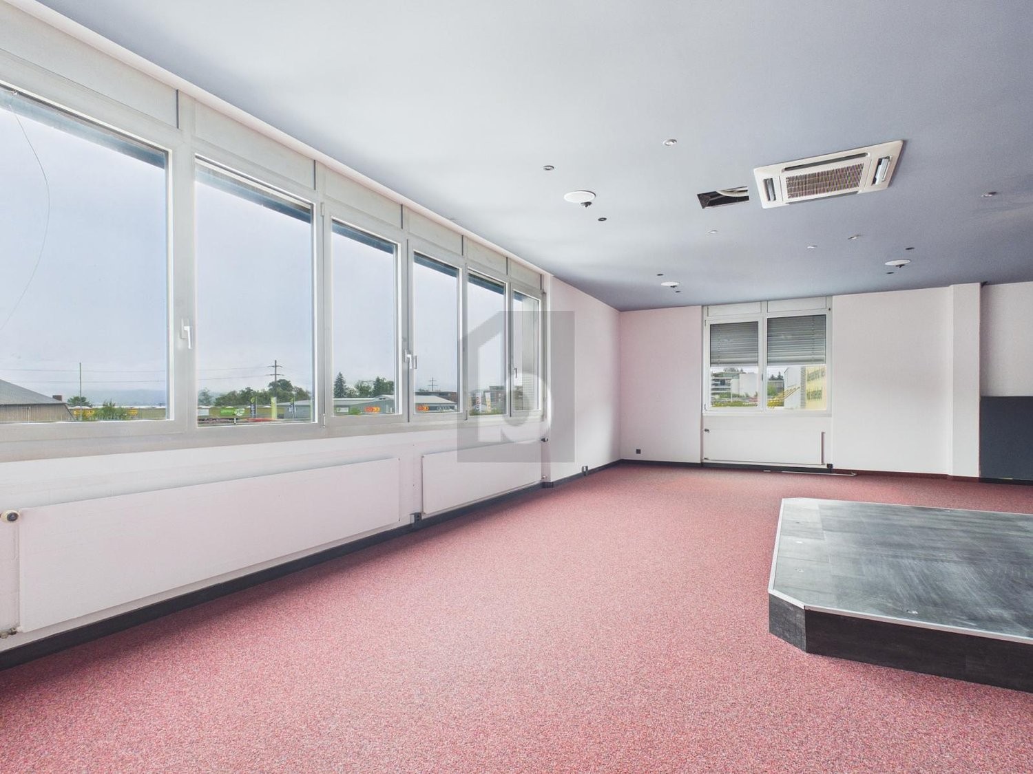 Bureau de 200m²