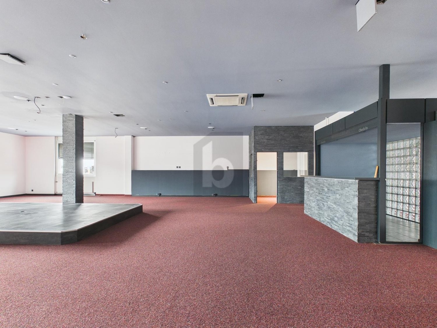 Bureau de 200m²