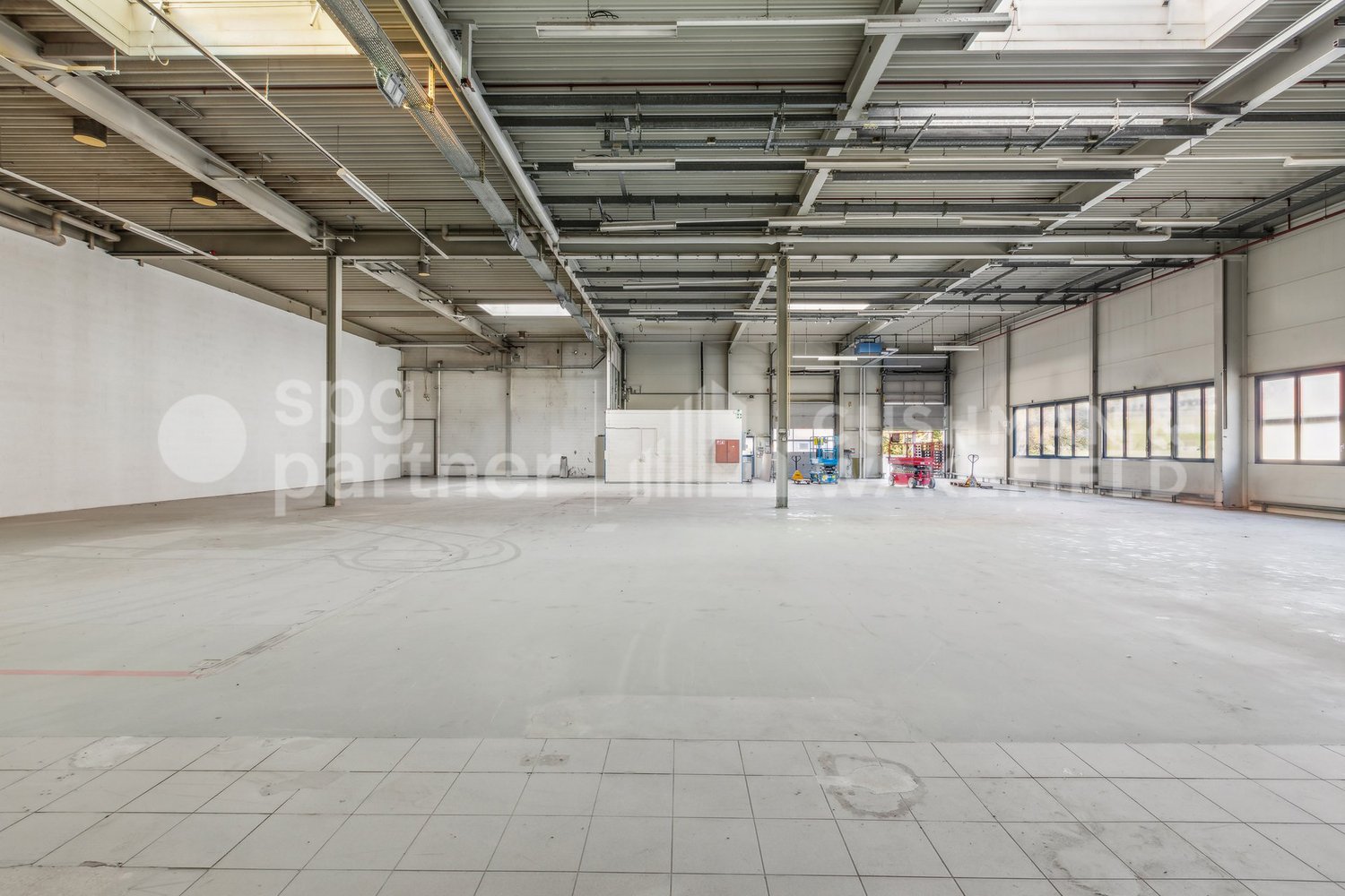 2000m² commerciale