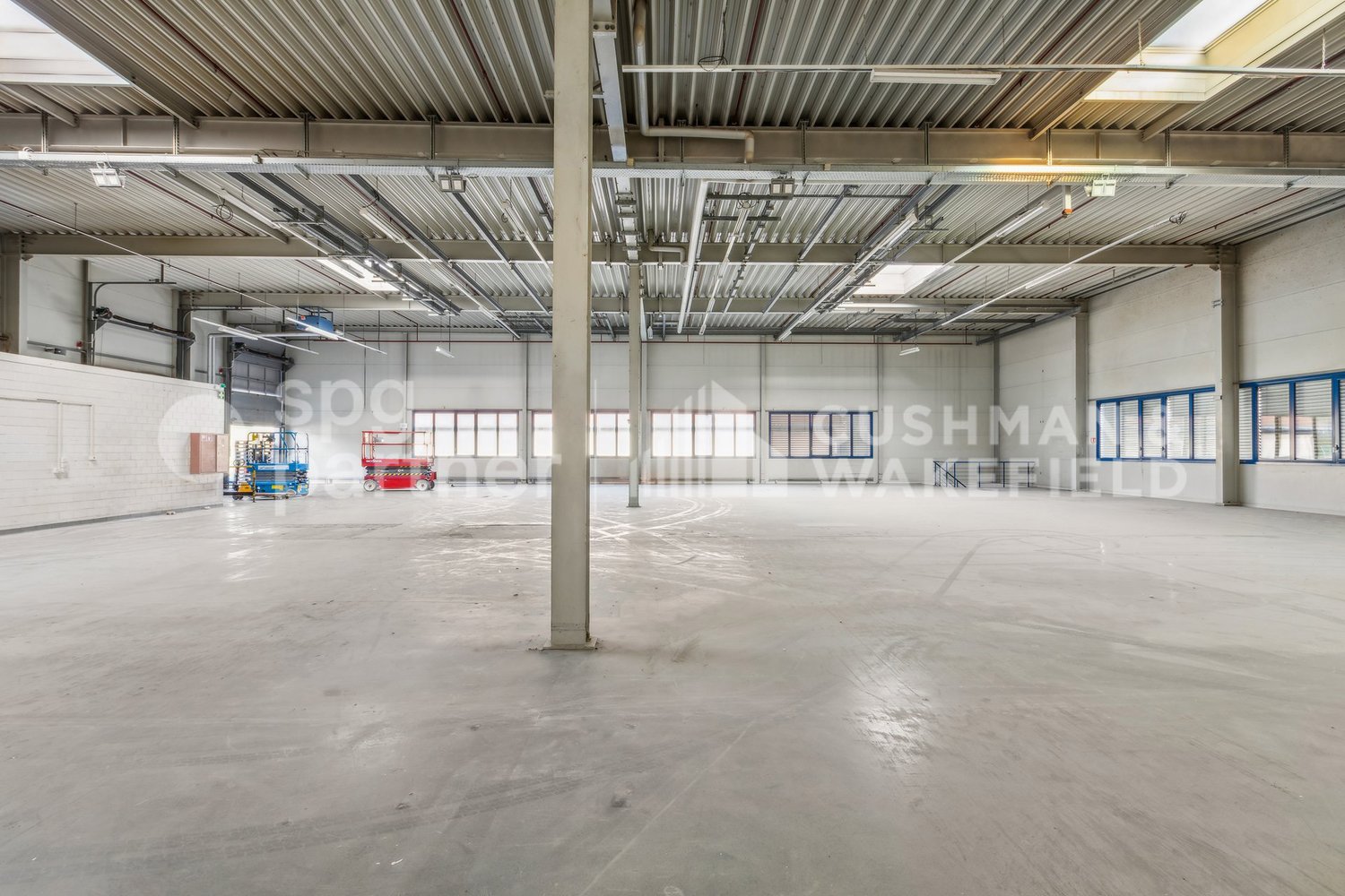 2000m² commerciale