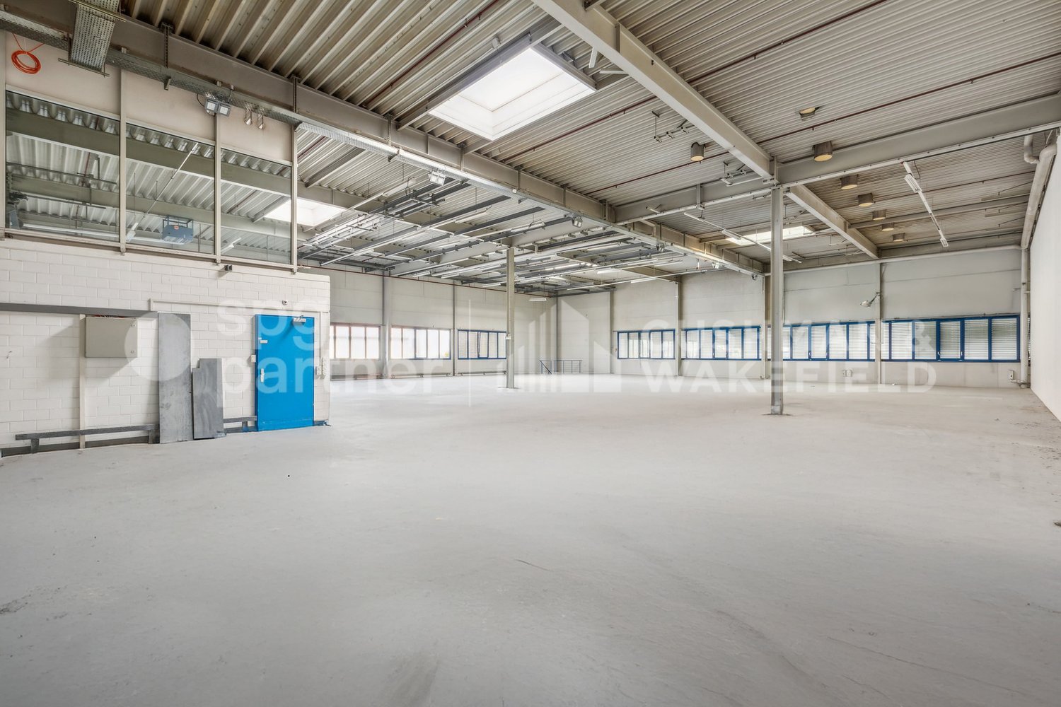 2000m² commerciale