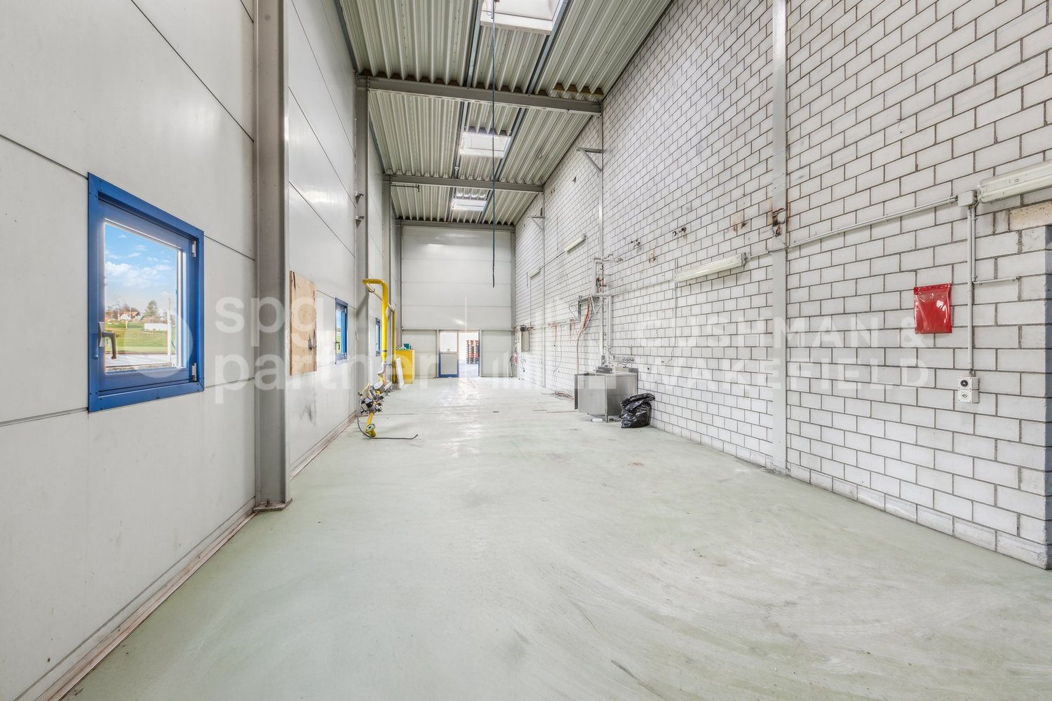 2000m² commerciale