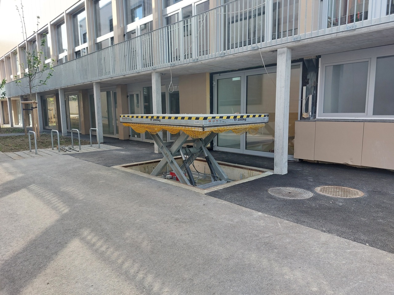 143m² deposito