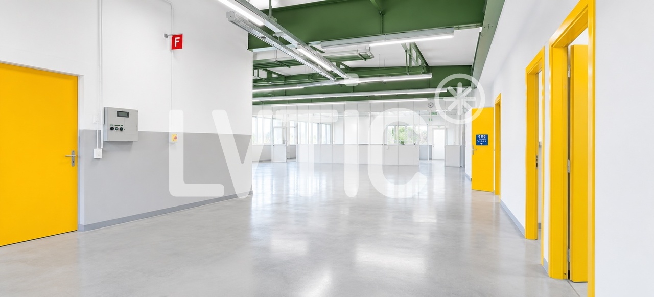 464m² workshop