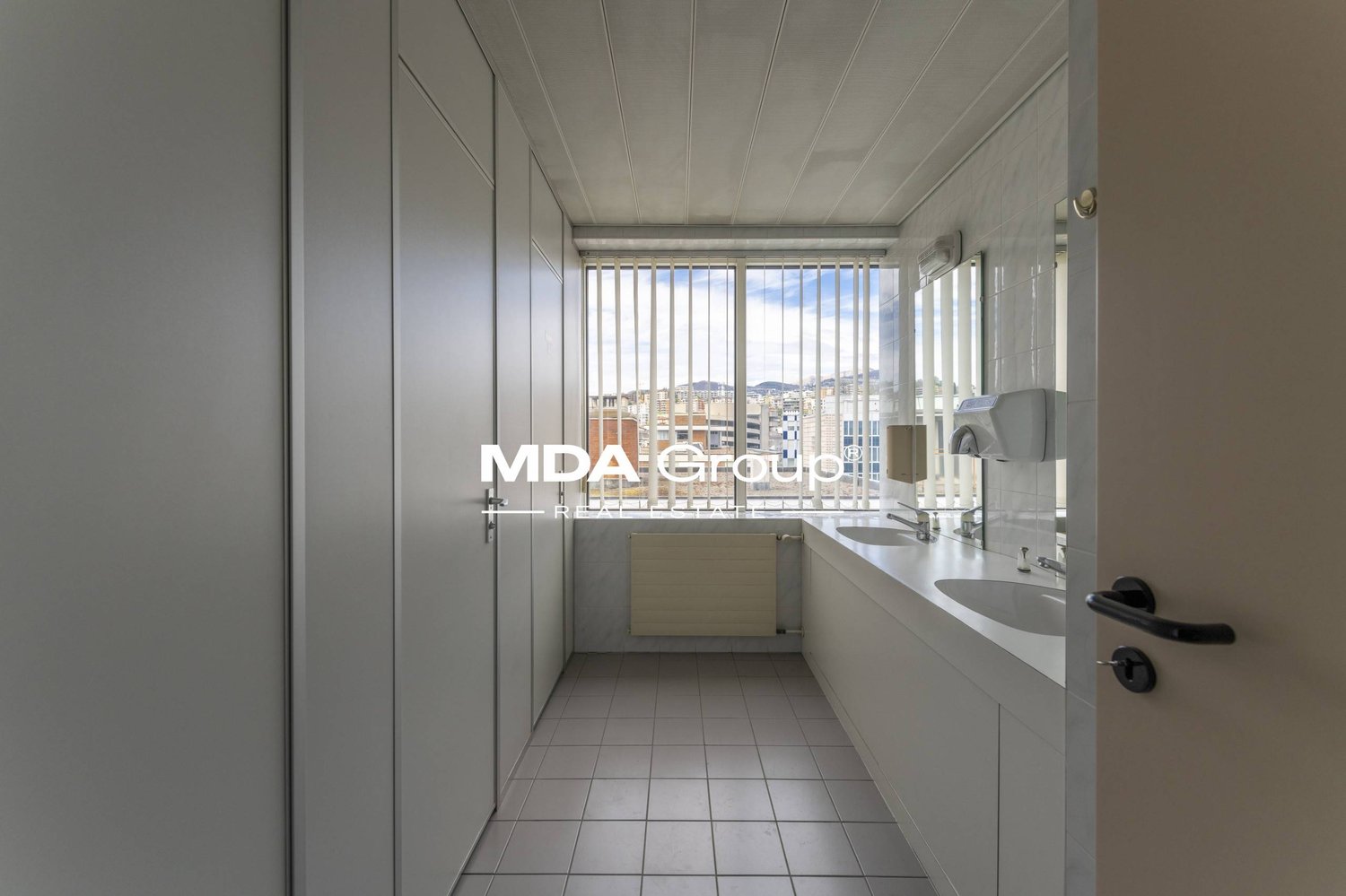 Bureau de 448m²