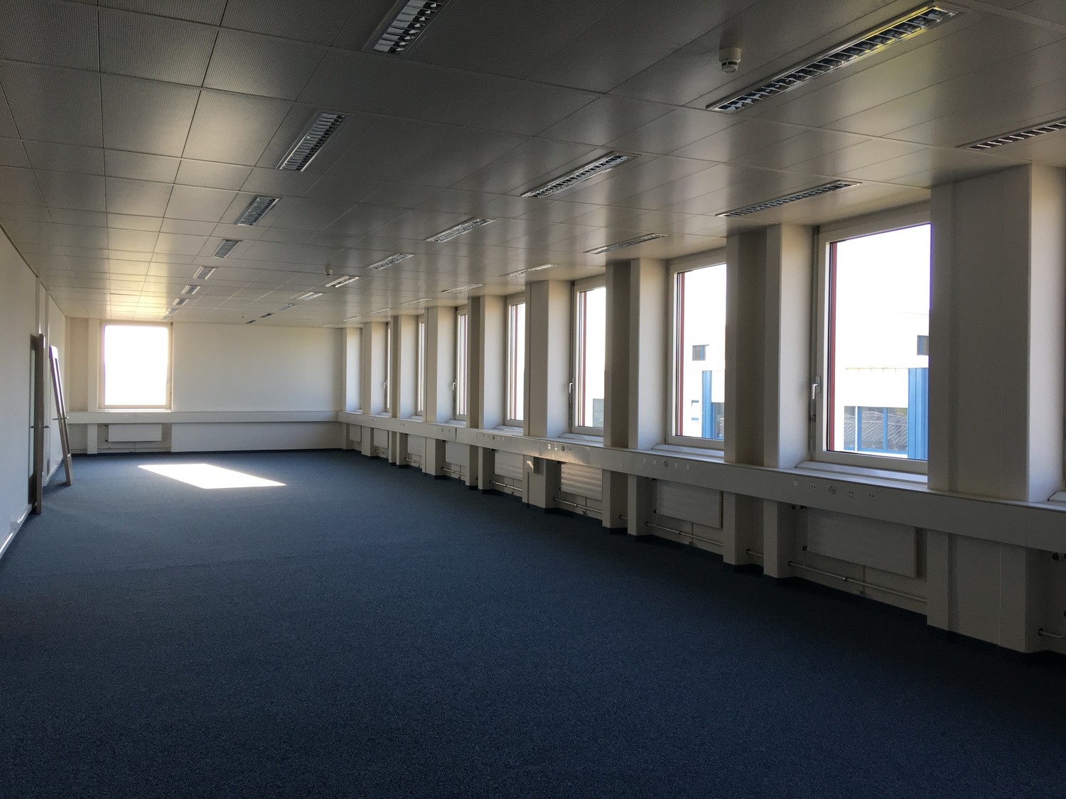 120m² office, foto 2 di 2