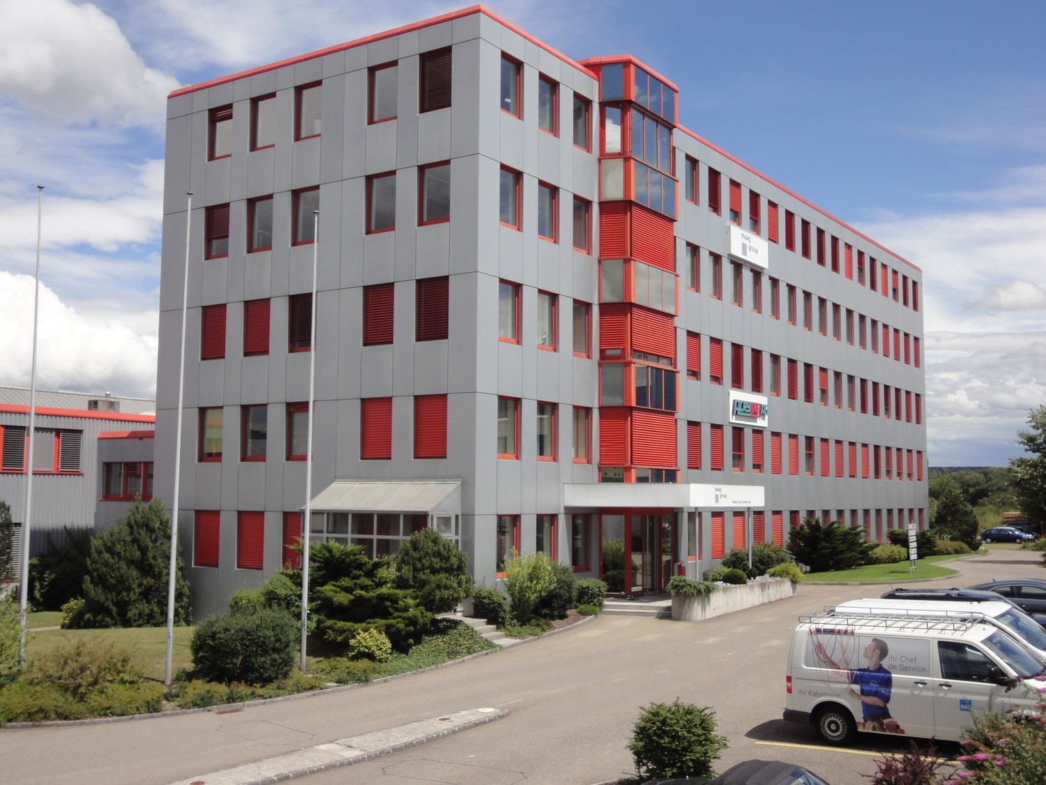 120m² office, foto 1 di 2