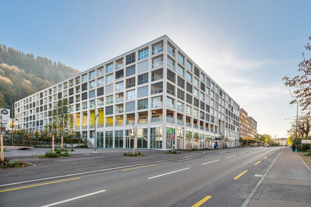 negozio di 375m²
