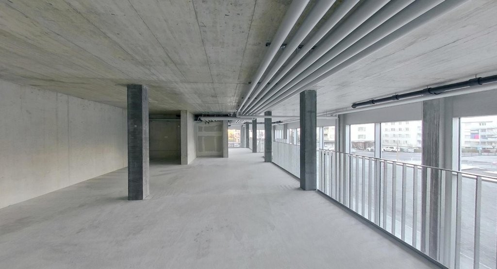 negozio di 375m²