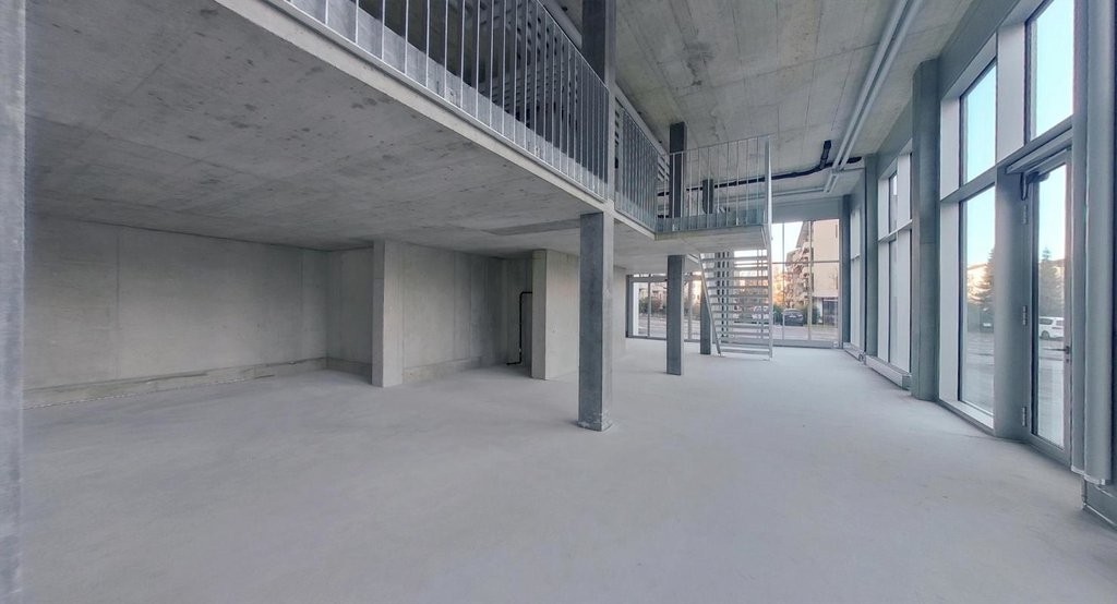 negozio di 375m²