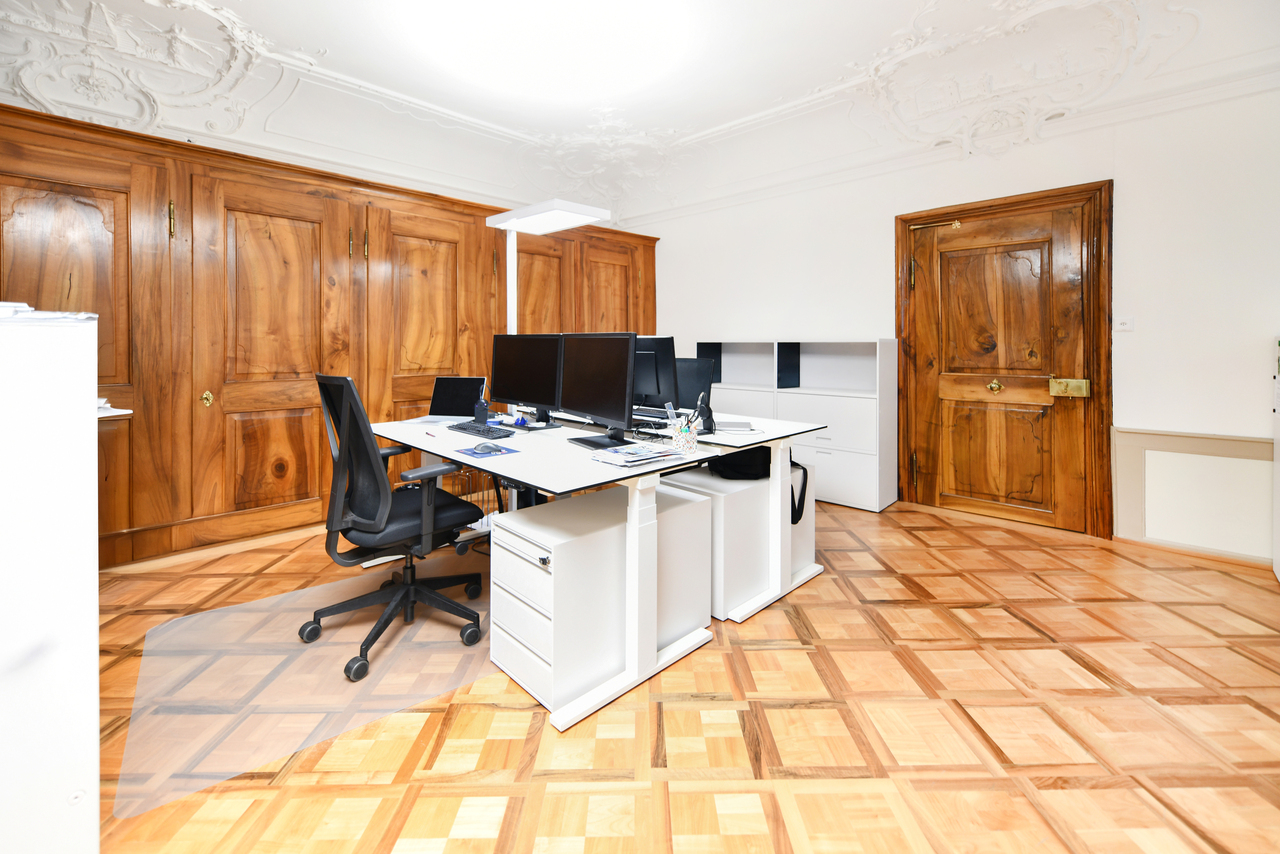 1299m² commercial, foto 2 di 10