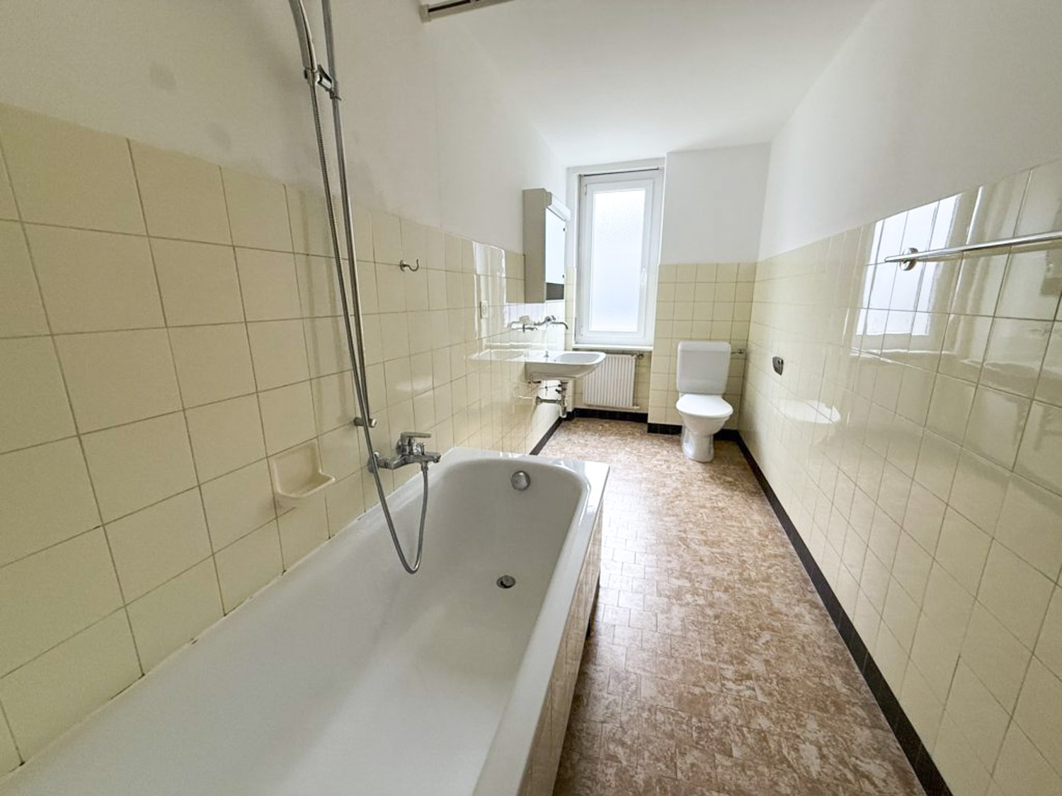 2 rooms apartment, foto 4 di 9