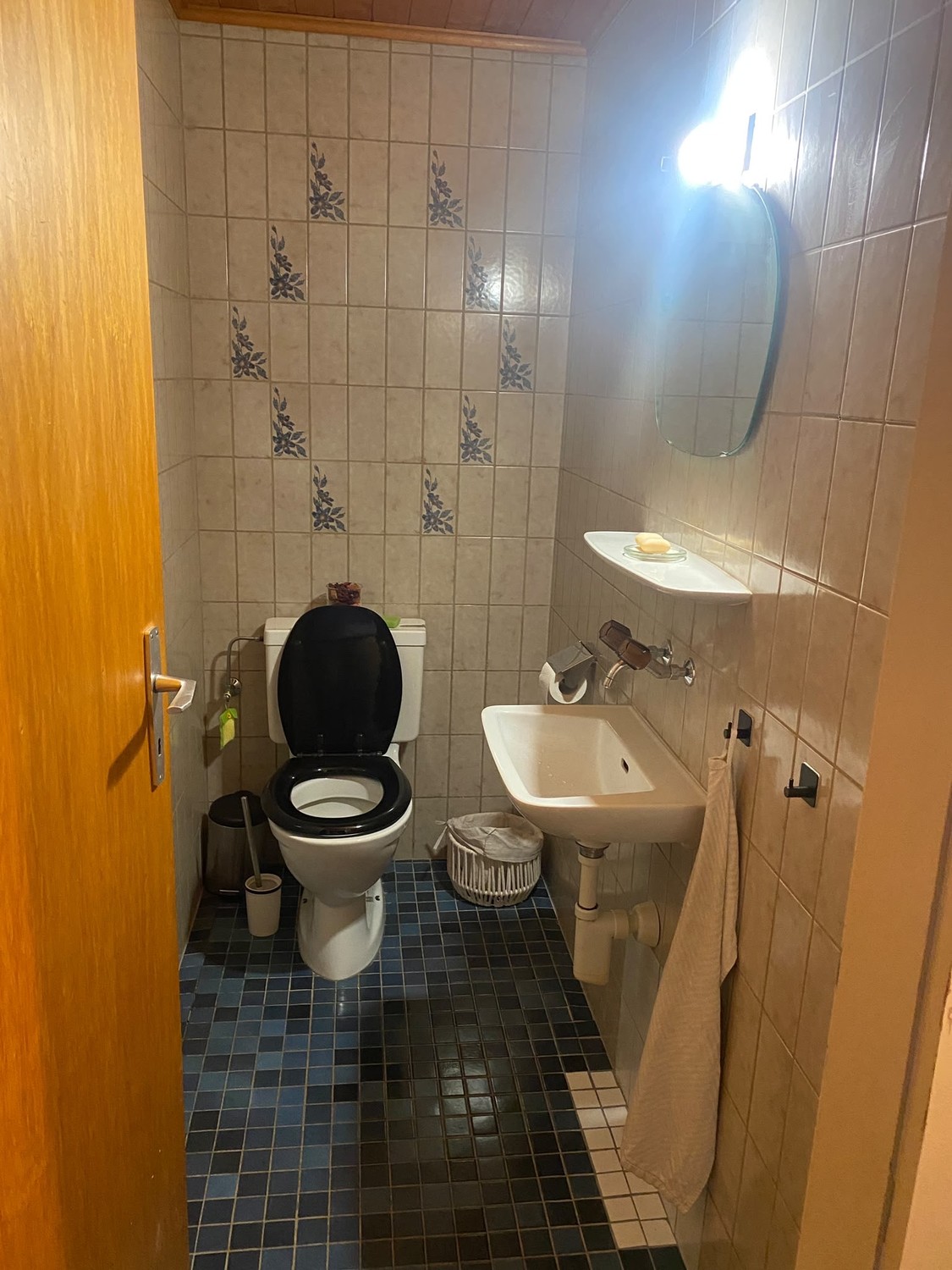 Camera in un appartamento condiviso, foto 5 di 7