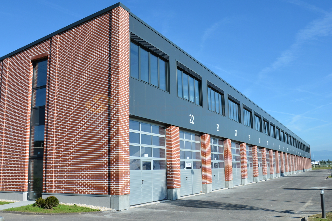 115m² commerciale