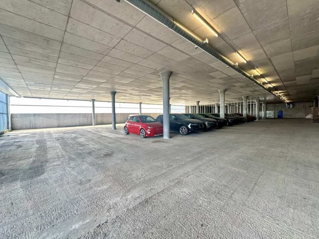 3385m² commercial