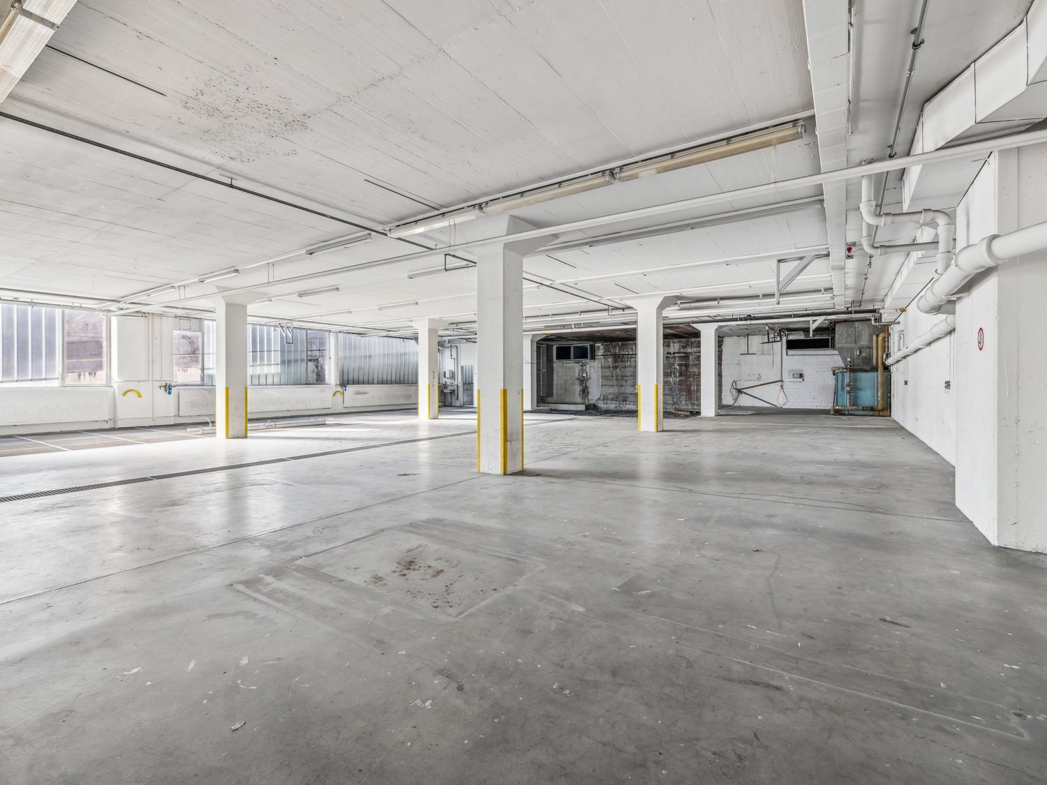 Oggetto industriale di 2000m²