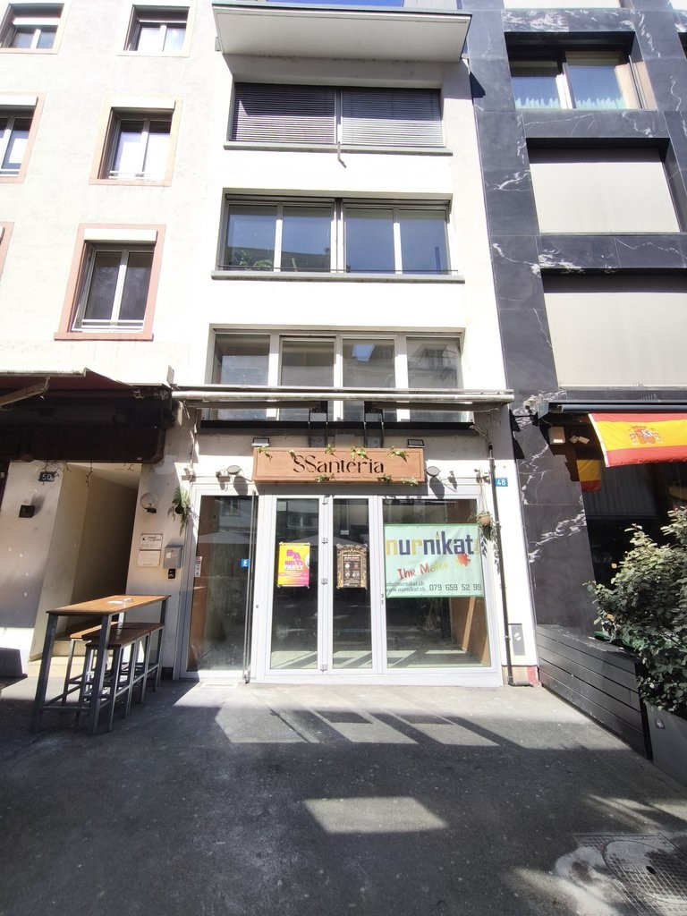 94m² shop, foto 1 di 5