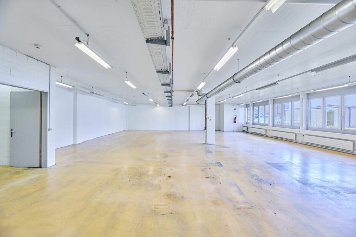 790m² commerciale, foto 10 di 10